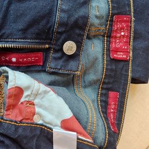 Lucky Brand Leyla skinny distressed Jean